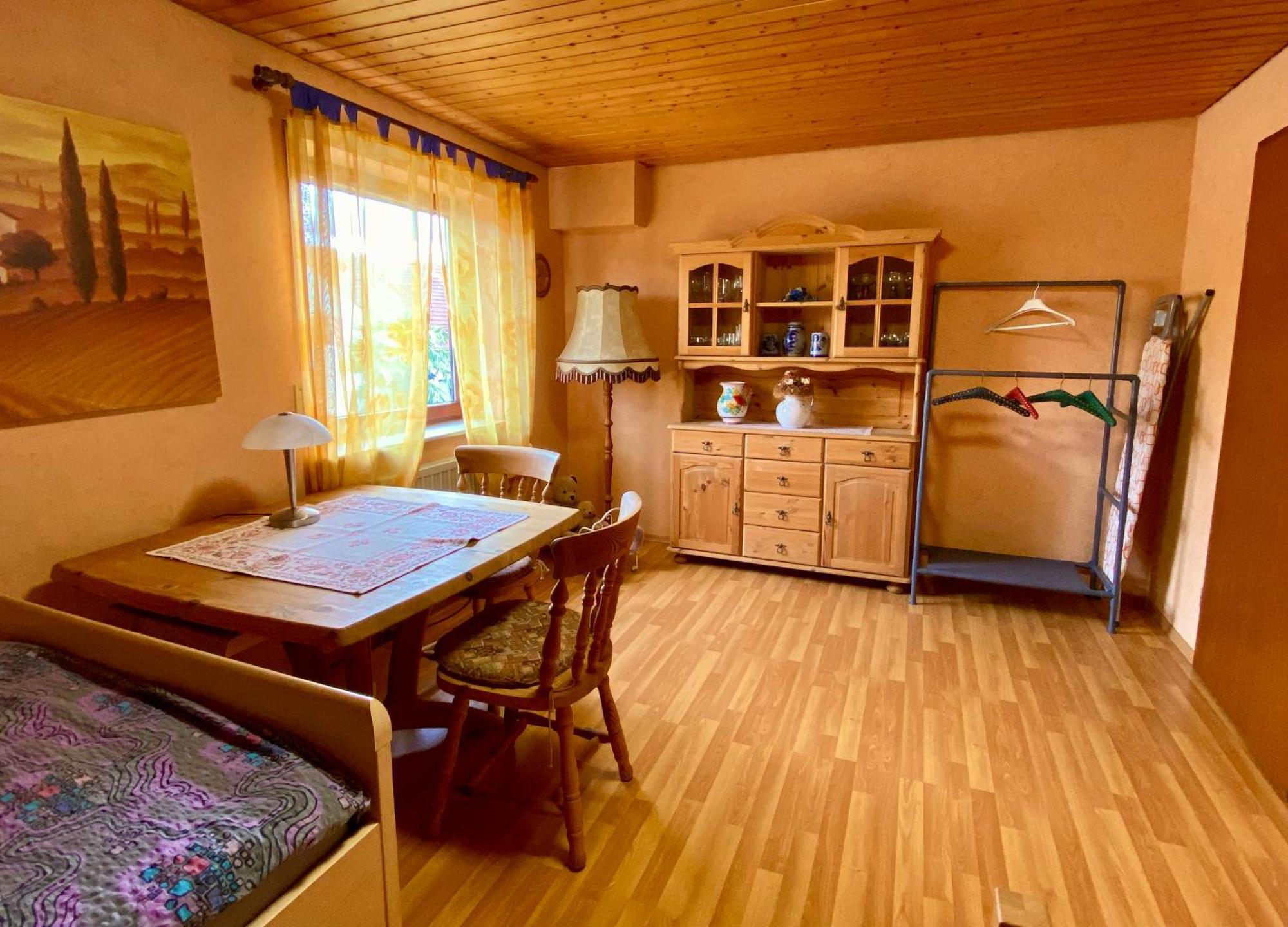 Schoene Wohnung Im Gruenen Stutensee Exteriör bild